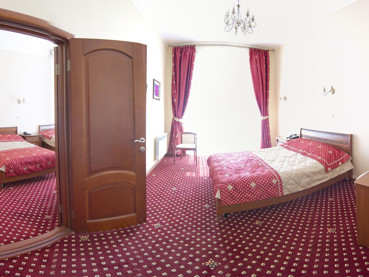Rivera Khabarovsk Hotel Room photo